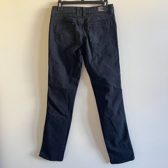 Levi's Flatters and Flaunts‎ Black Skinny Jeans Womens Size 6M W28 x L32 Pants - Picture 6 of 9